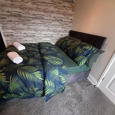 Fabulous Holiday Home - Sleeps 6 Бишъп Оукланд Екстериор снимка